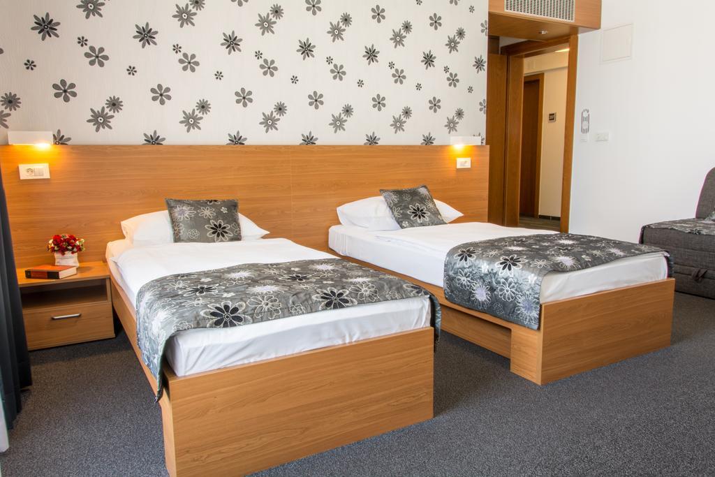 Hotel Delminivm Zagreb Extérieur photo