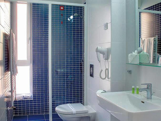 Hotel Delminivm Zagreb Extérieur photo